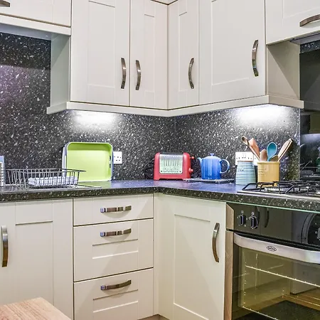 8 Lowther Gardens Holiday home *