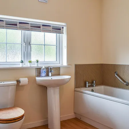 8 Lowther Gardens Holiday home